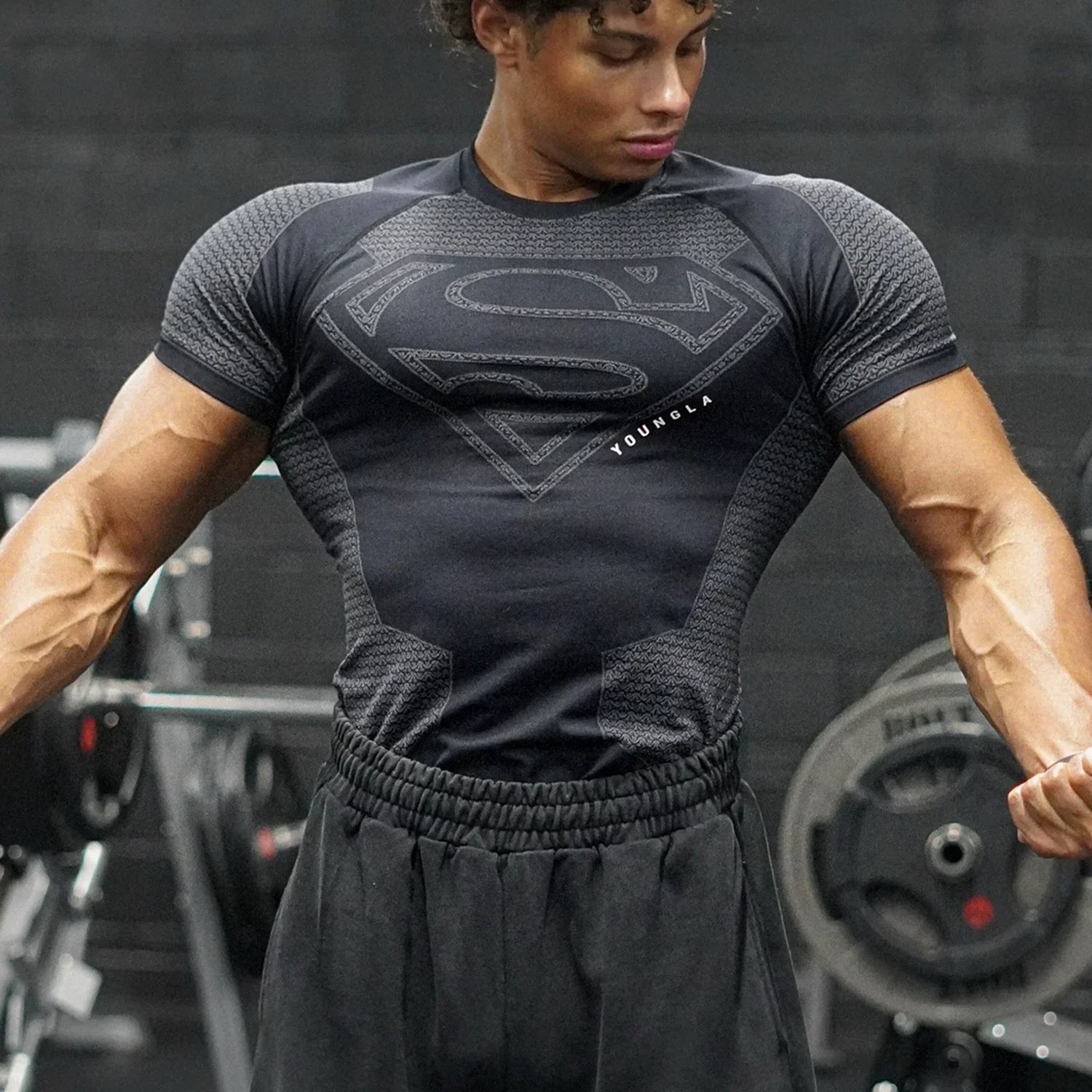 Essential Engineered Panel Seamless Training Short Sleeve – Jet Black Superman Edition